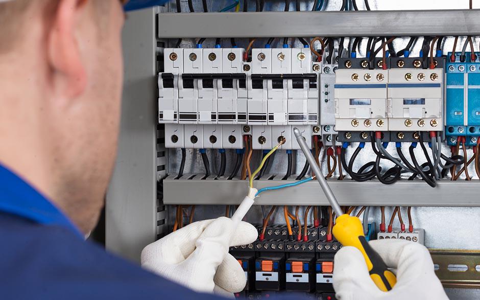 électricien dans le bâtiment Auvers-sur-Oise